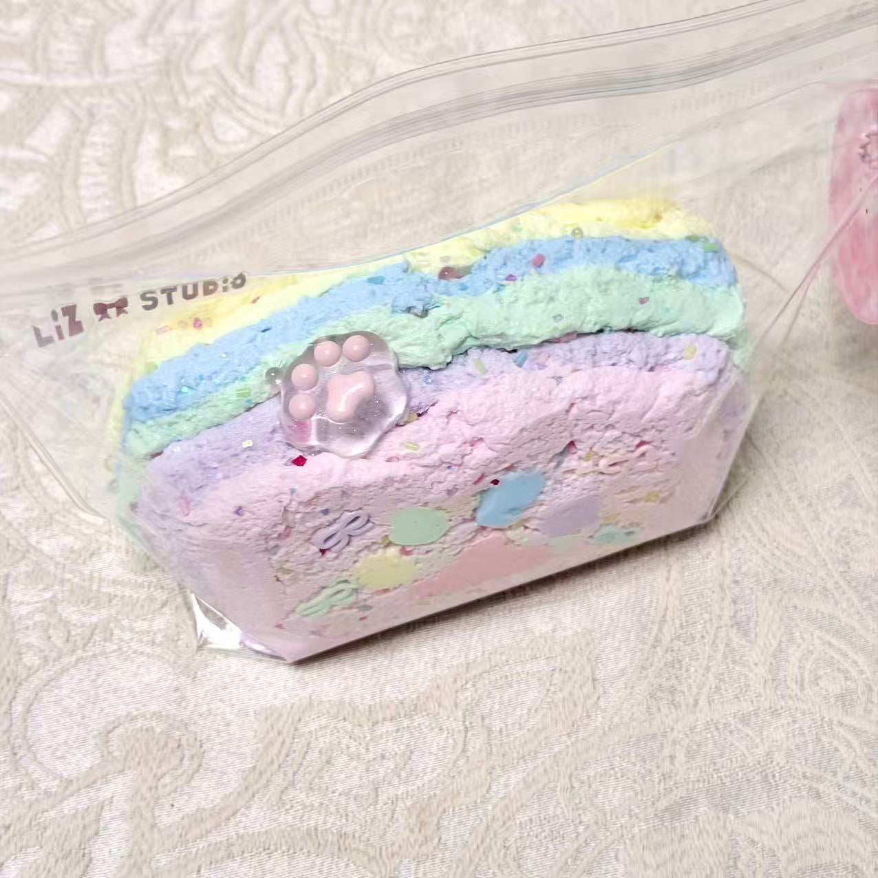 liz studio  トーストスクイーズ